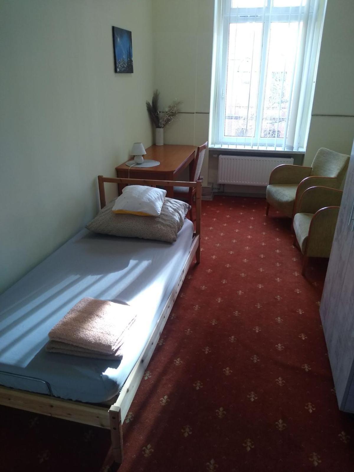 Hostel Kwadrans Hlivice Exteriér fotografie